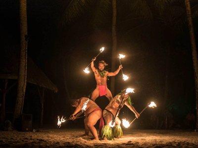 Explore more deeply with regional moments that show a side of your destination you won’t find on a map. 