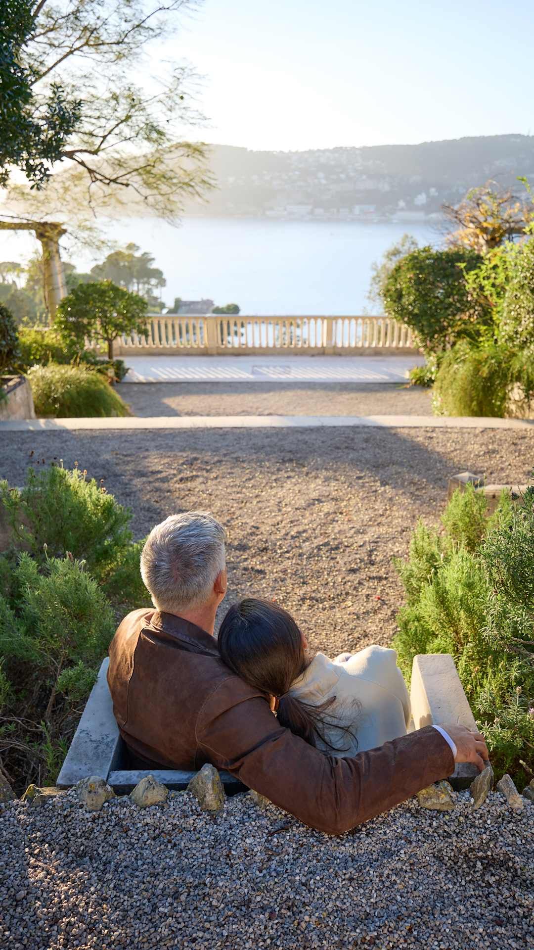 relaxing view of water